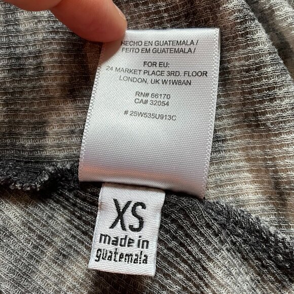 Urban Outfitters Ecote Waffle Knit Long Sleeve Top - Picture 10 of 11